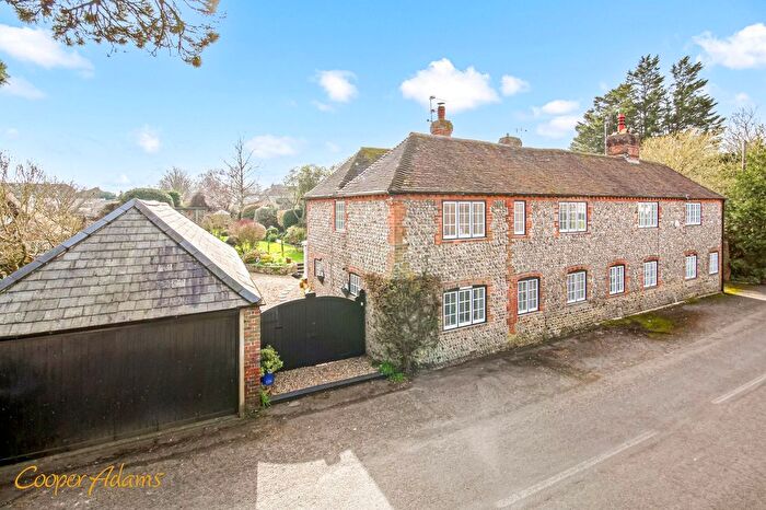 3 Bedroom Cottage For Sale In High Street, Angmering, BN16