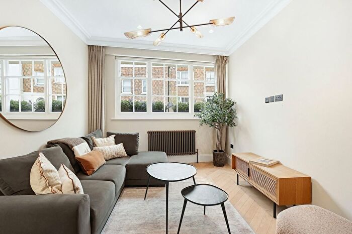 3 Bedroom Terraced House To Rent In Graham Terrace, Knightsbridge, SW1W