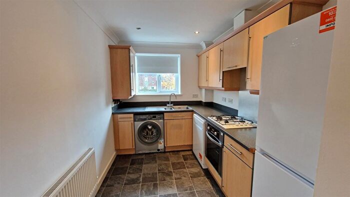 2 Bedroom Flat To Rent In Chillingham Road, Heaton, NE6