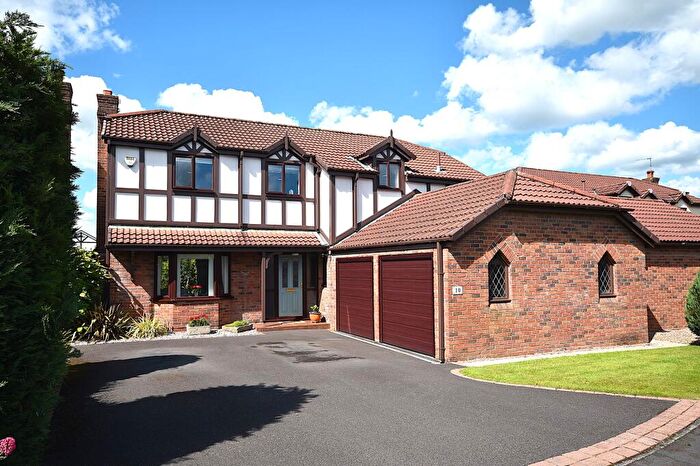 4 Bedroom Detached House For Sale In Farmfield Drive, Tytherington, Macclesfield, SK10