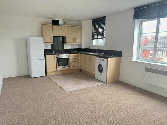 Studio To Rent In Thomas Edward Coard, Gorse Hill, Swindon, SN2
