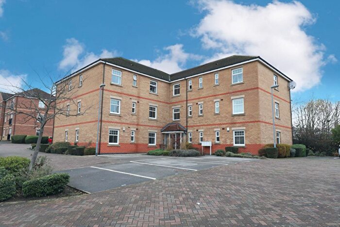 2 Bedroom Flat To Rent In Oxclose Park Gardens, Sheffield, S20