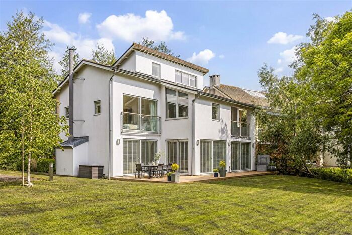 4 Bedroom House For Sale In Lower Mill Estate, Somerford Keynes, GL7