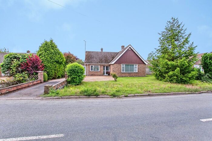 3 Bedroom Detached Bungalow For Sale In School Road, West Walton, Wisbech, PE14