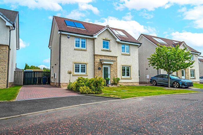 3 Bedroom Detached House For Sale In Roadmeetings Crescent, Carluke, ML8