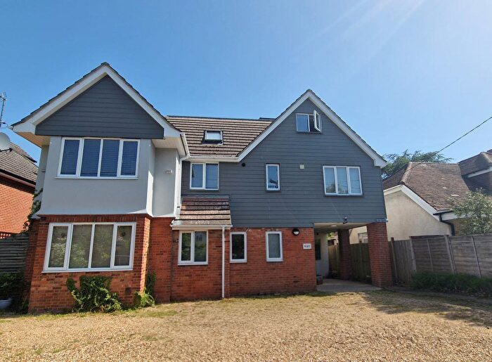2 Bedroom Apartment To Rent In Reading Road, Winnersh, Wokingham, Berkshire, RG41