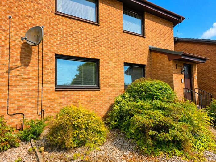 2 Bedroom Flat To Rent In Gartcows Place, Falkirk, FK1