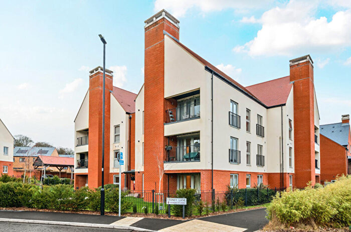 2 Bedroom Flat For Sale In Stoney Lane, Winchester, Hampshire, SO22