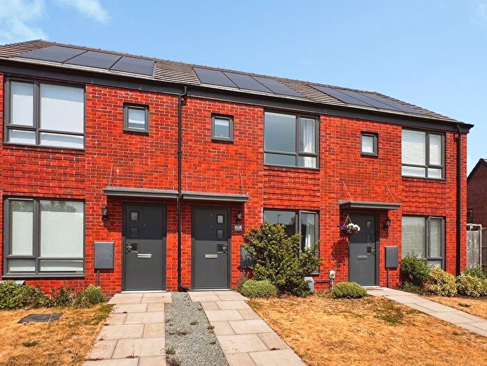 2 Bedroom Terraced House For Sale In Strothers Avenue, Malvern, WR14