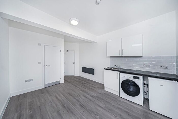 1 Bedroom Studio To Rent In A High Street, Southend-On-Sea, SS1