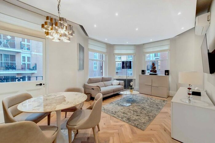 2 Bedroom Flat To Rent In Artillery Row, Westminster, London, SW1P