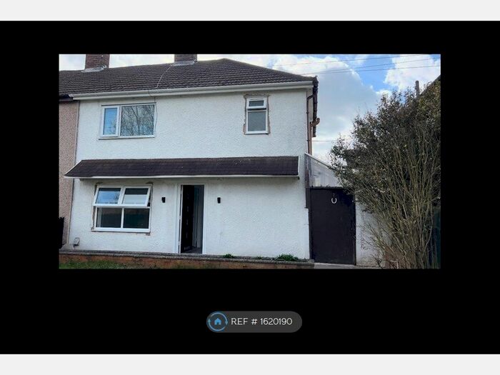 3 Bedroom Semi-Detached House To Rent In Olive Grove, Newcastle-Under-Lyme, ST5