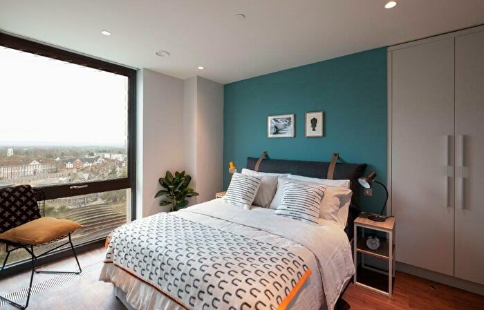 1 Bedroom Apartment To Rent In West Marches, Victoria Way, Woking, Surrey, GU21