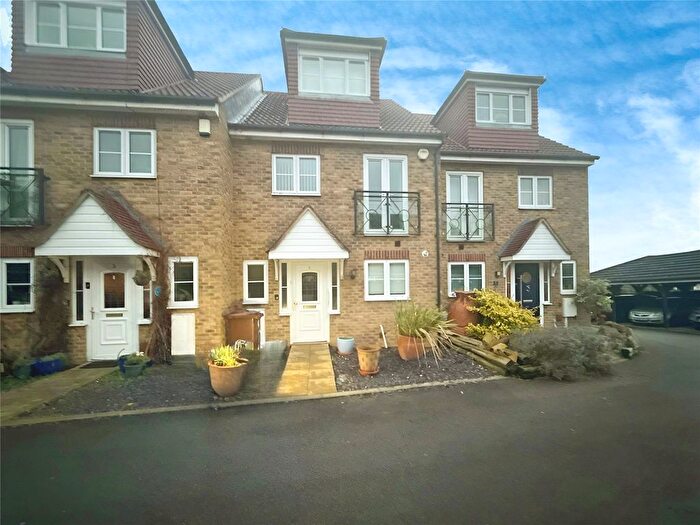4 Bedroom Terraced House To Rent In Mariners View, Gillingham, Kent, ME7