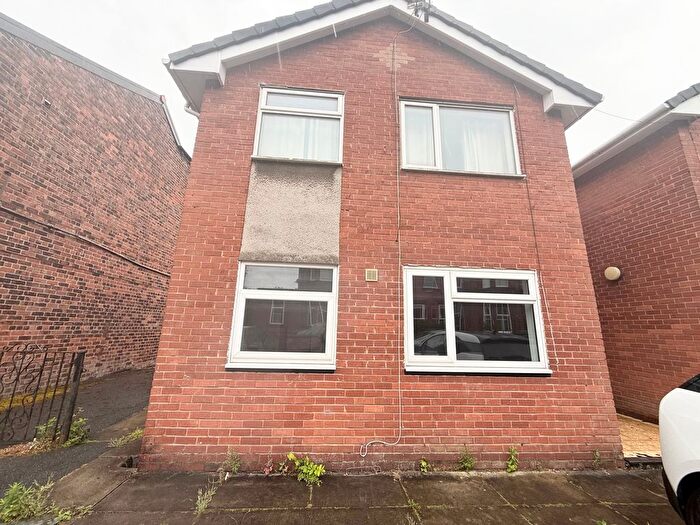 1 Bedroom Flat To Rent In Kings Road, St. Helens, WA10