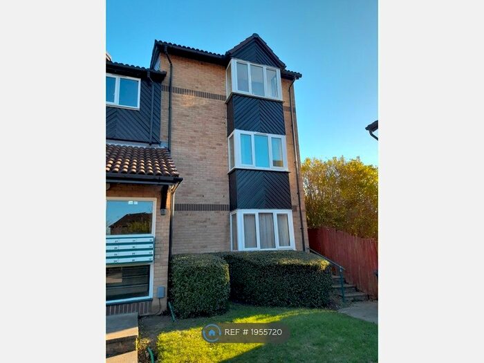 Studio To Rent In Addiscombe, Surrey, SE25