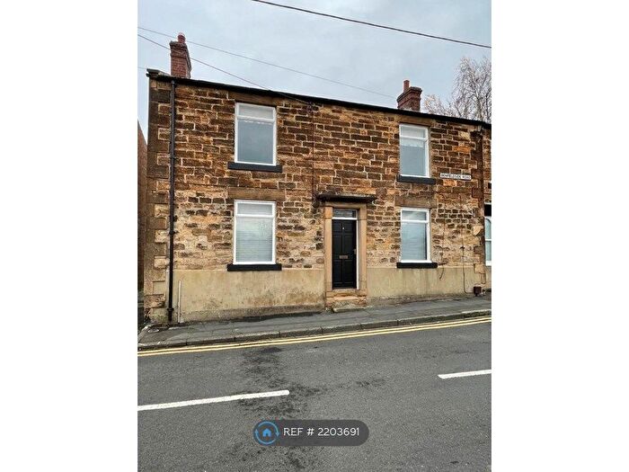 3 Bedroom Semi-Detached House To Rent In Benfieldside Road, Consett, DH8