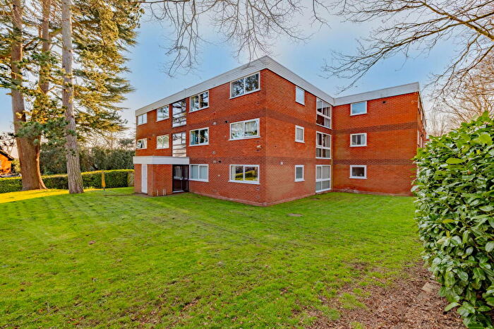 2 Bedroom Apartment For Sale In Ingatestone Drive, Wordsley, Stourbridge, DY8