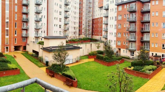 1 Bedroom Flat To Rent In Oceana Boulevard, Gate, Southampton, SO14