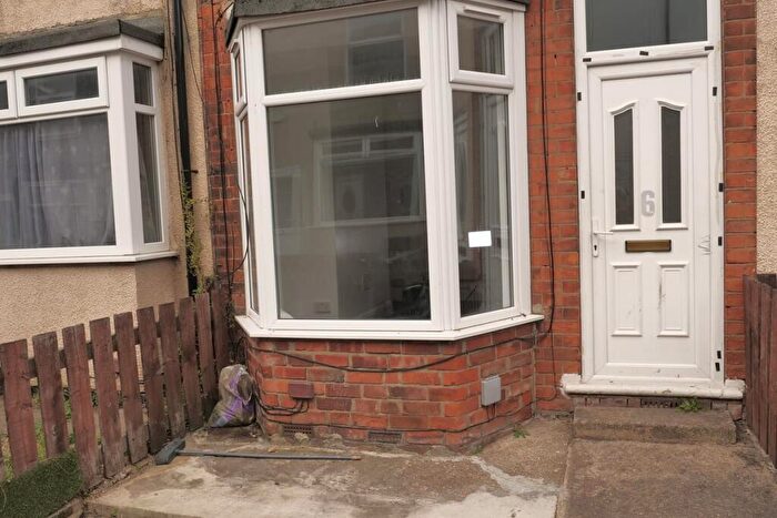 2 Bedroom Terraced House For Sale In Ferndale Avenue, Hull, HU8