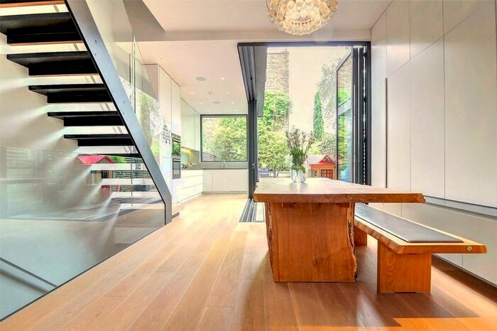 4 Bedroom Terraced House To Rent In St Paul Street, Islington, London, N1