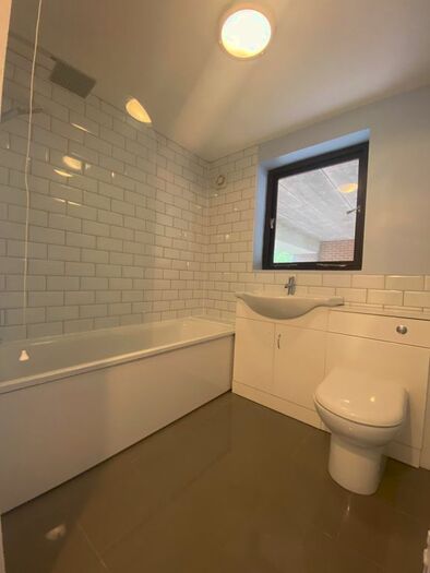 1 Bedroom Flat To Rent In Granville Road, Sevenoaks, TN13