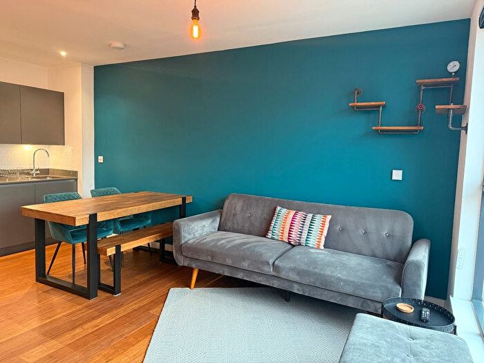 1 Bedroom Flat To Rent In Little Kelham Street, Sheffield, South Yorkshire, S3