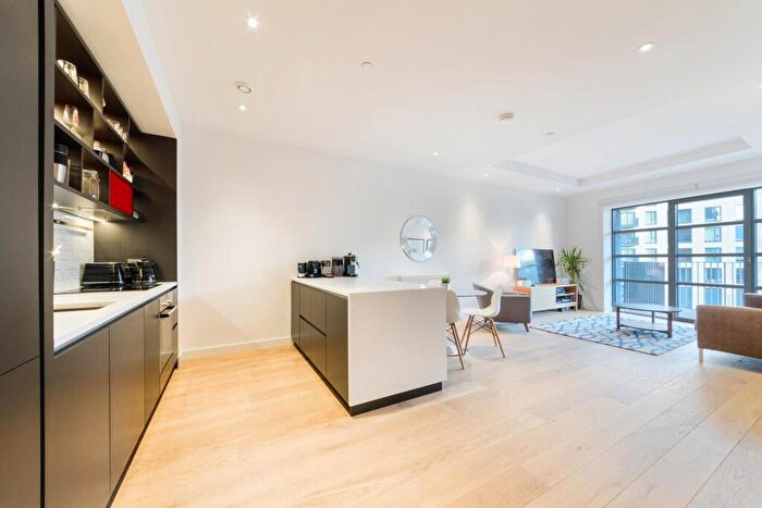 1 Bedroom Apartment To Rent In Kent Building, London City Island, London, E14
