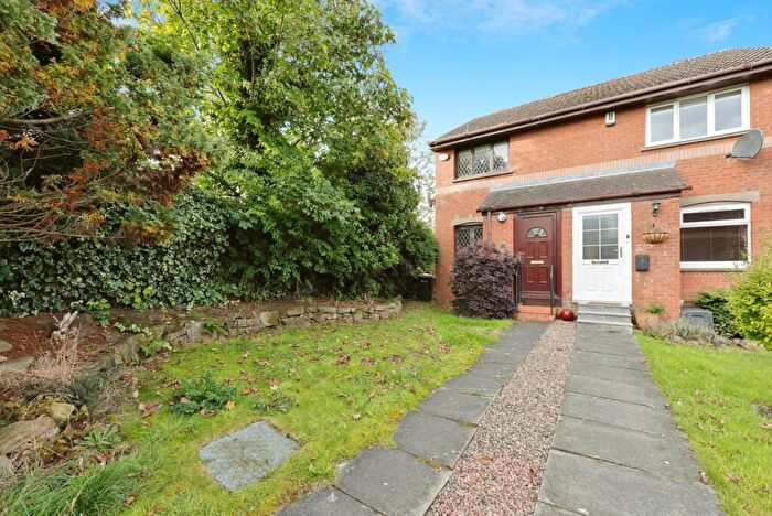 2 Bedroom End Of Terrace House For Sale In Glen Beasdale Court, Dunfermline, KY11
