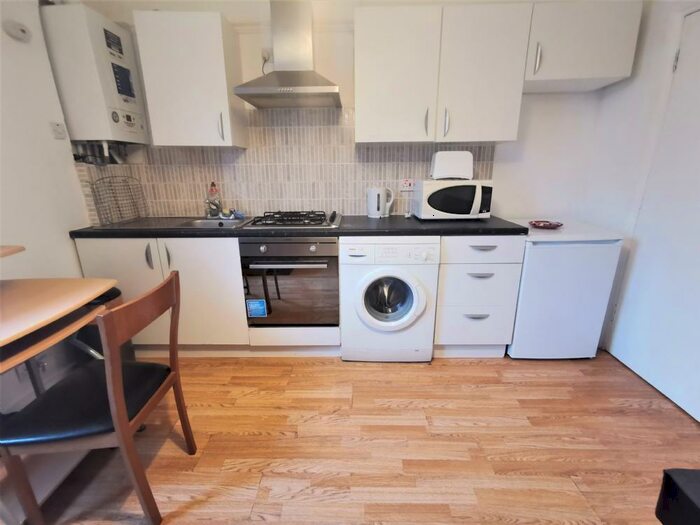 1 Bedroom Flat To Rent In Chalton Street, London, NW1