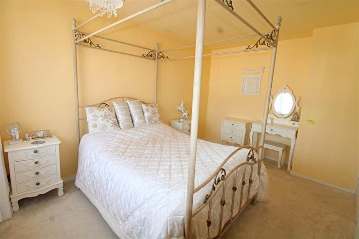 3 Bedroom Terraced House For Sale In Blackford Close, Hayley Green, Halesowen, B63