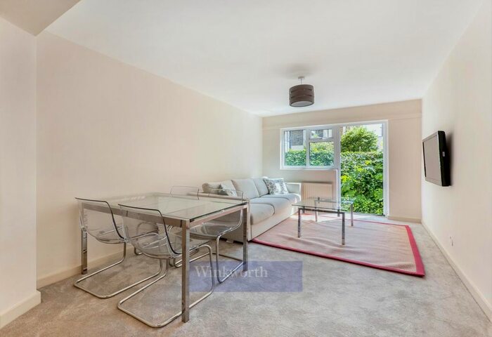 2 Bedroom Flat To Rent In St. Georges Drive, London SW1V