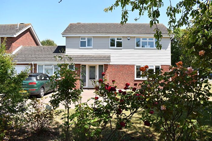 4 Bedroom Link Detached House For Sale In Goldenacres, Springfield, Chelmsford, CM1