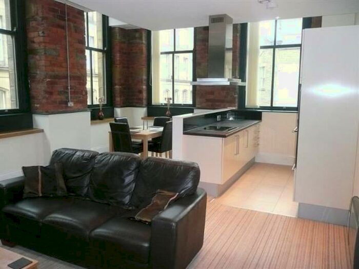 2 Bedroom Flat To Rent In Albion House, Hick Street, Little Germany, BD1