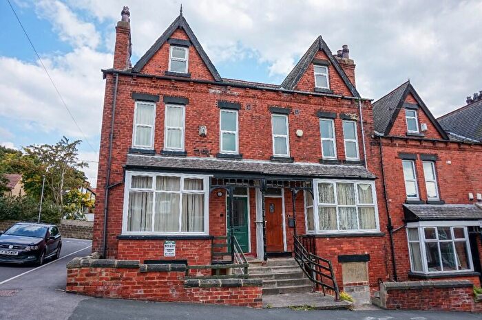 7 Bedroom End Of Terrace House To Rent In Richmond Mount, Leeds, West Yorkshire, LS6