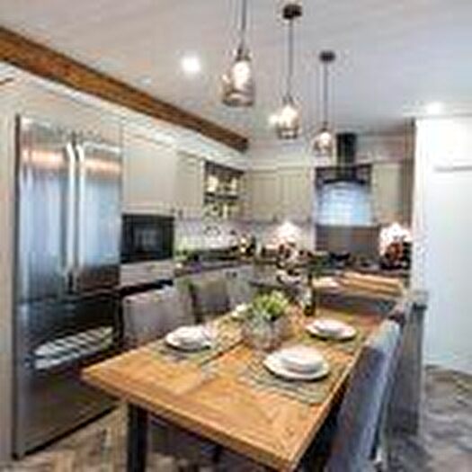 2 Bedroom Lodge For Sale In Chester Road, Oakmere, CW8