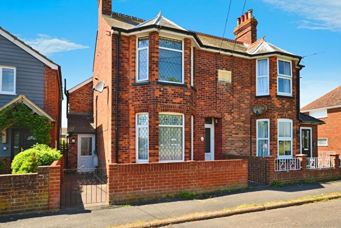 3 Bedroom Semi-Detached House For Sale In Skinner Road, Lydd, Romney Marsh, Kent, TN29