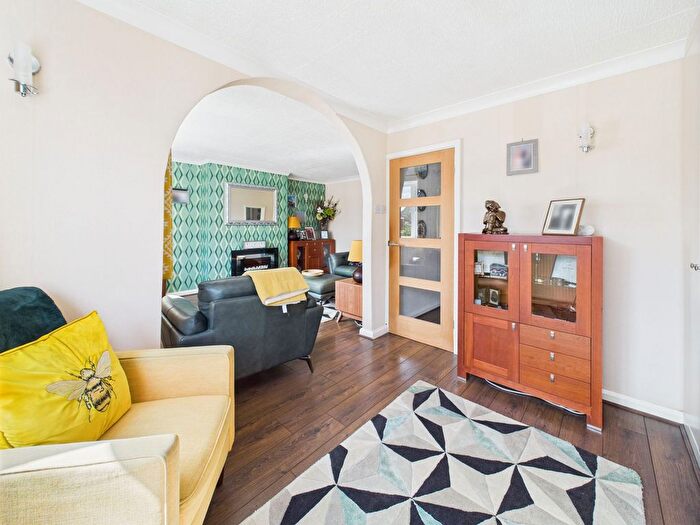 3 Bedroom Semi-Detached Bungalow For Sale In Mill Croft, Sutton In Ashfield, Nottinghamshire, NG17