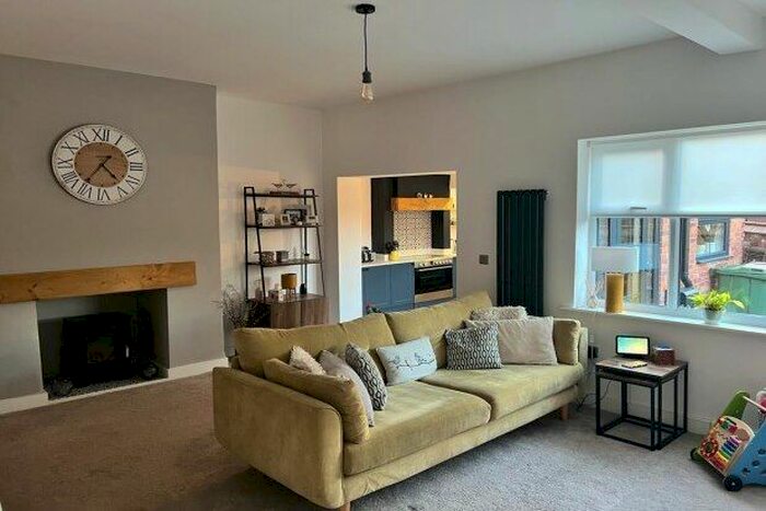 3 Bedroom Cottage To Rent In Church Street, Newark, NG22