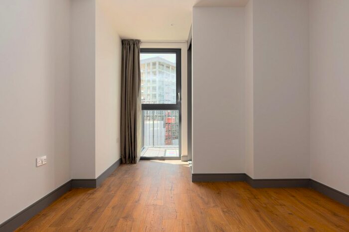 2 Bedroom Flat To Rent In The Gessner, Watermead Way, Tottenham Hale, N17