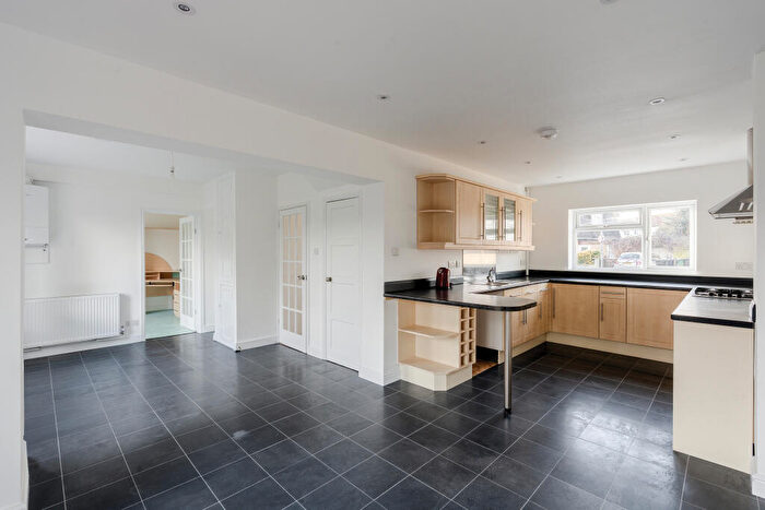 4 Bedroom Semi Detached House For Sale In The Avenue, The Common, Bristol, BS34