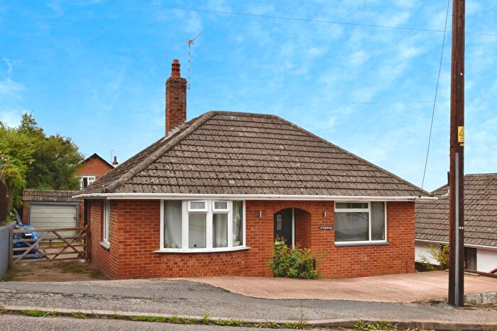 1 Bedroom Detached Bungalow For Sale In Newlands Avenue, Exmouth, Devon, EX8