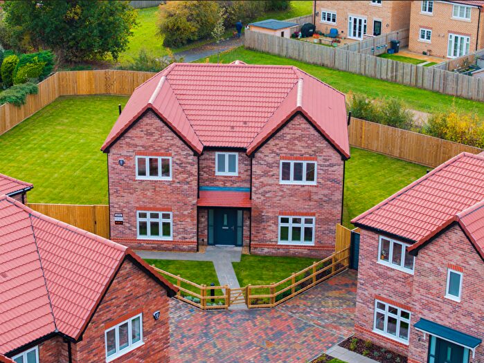 5 Bedroom Detached House For Sale In Paddock Gardens, Sowerby, YO7