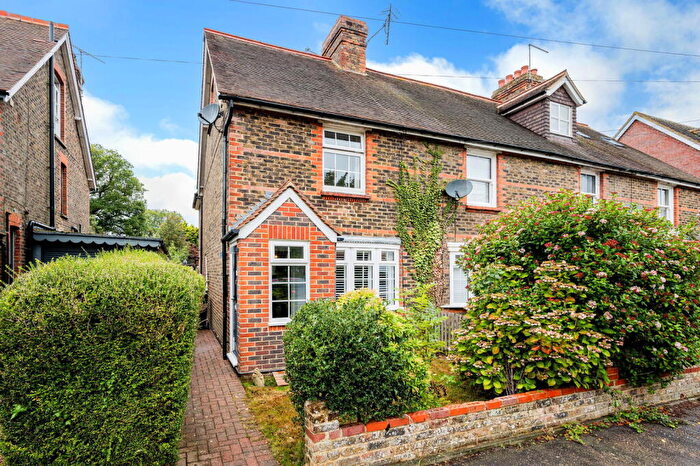 3 Bedroom End Of Terrace House For Sale In Talbot Road, Lingfield, RH7