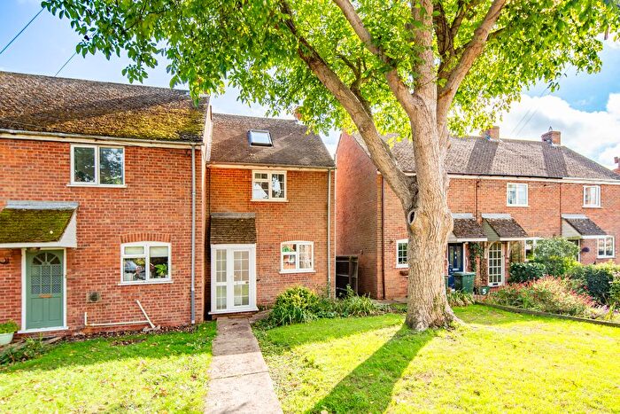 3 Bedroom End Terrace House For Sale In Gulley Row, Bicester, OX25