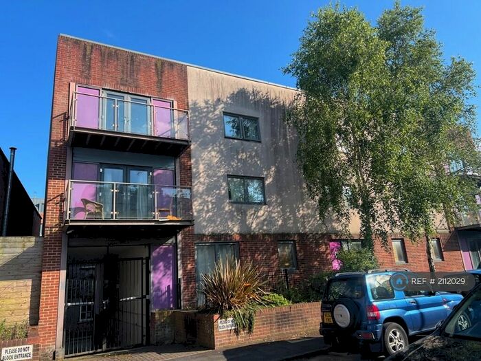 2 Bedroom Flat To Rent In Argyle Road, St. Pauls, Bristol, BS2