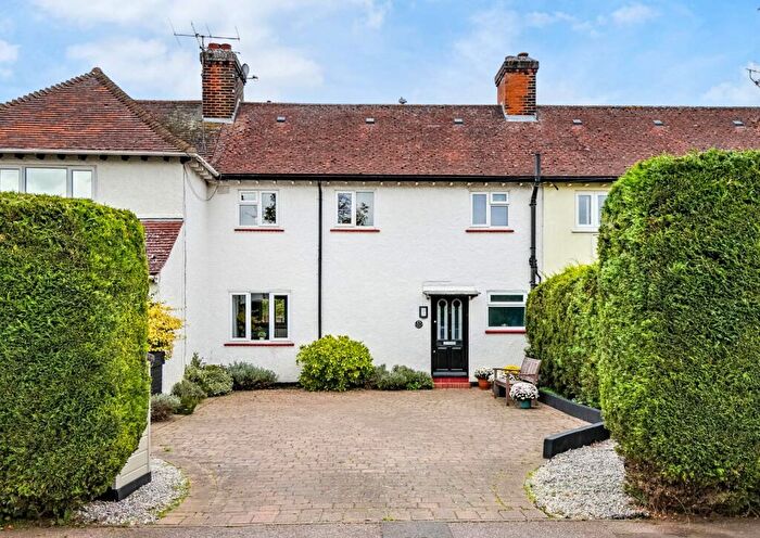 4 Bedroom Terraced House For Sale In Gun Road Gardens, Knebworth, Hertfordshire, SG3