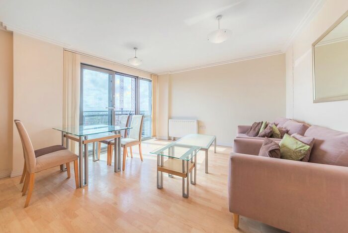 1 Bedroom Flat To Rent In Poulton Court, Victoria Road, London, W3
