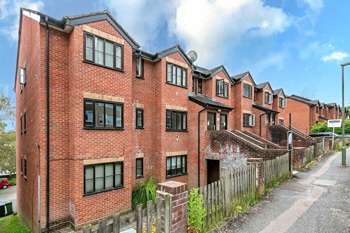 1 Bedroom Apartment To Rent In Garlands Road, Redhill, Surrey, RH1