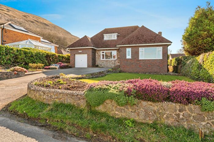 4 Bedroom Detached House For Sale In Ffordd Ffynnon, Dyserth, Rhyl, Denbighshire, LL18